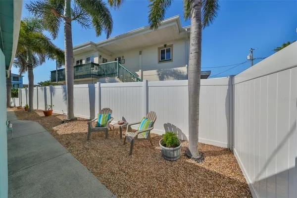 $2,300 | 508 129th Avenue East, Madeira Beach, FL 33708