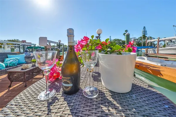 $2,300 | 508 129th Avenue East, Madeira Beach, FL 33708