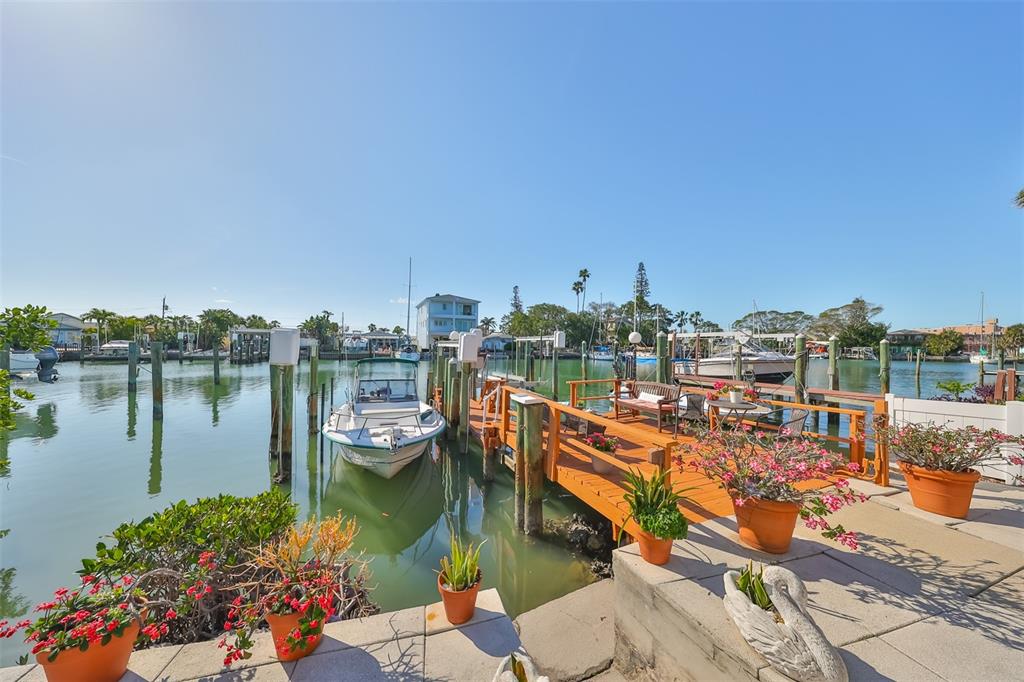 508 129th Avenue East Madeira Beach, FL 33708 - Photo 42 of 42