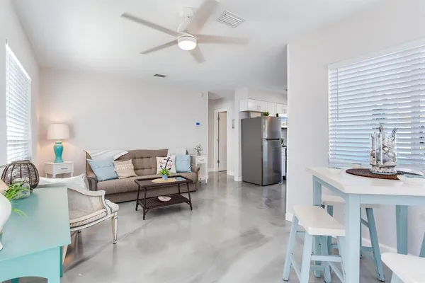 $2,300 | 508 129th Avenue East, Madeira Beach, FL 33708