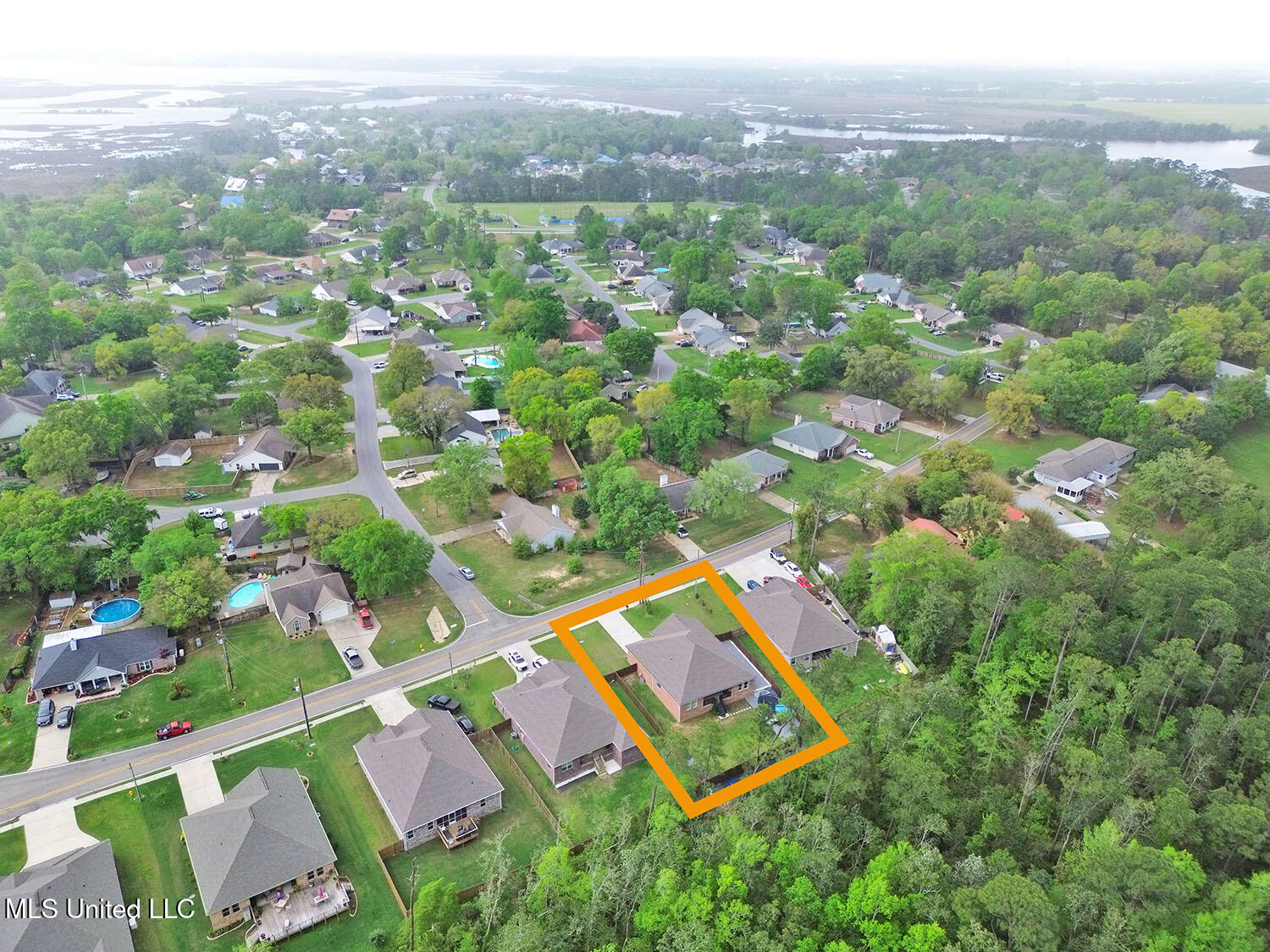 11195 Shorecrest Road Biloxi, MS 39532 - Photo 34 of 35 11195 Shorecrest Rd_LARGE (17)