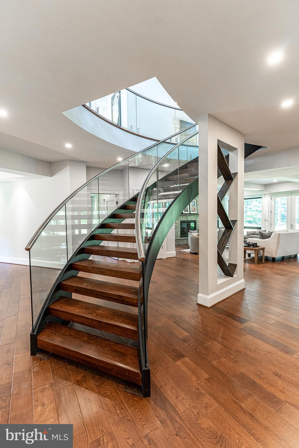 2035 Hunter Mill Road Vienna, VA 22181 - Photo 108 of 123