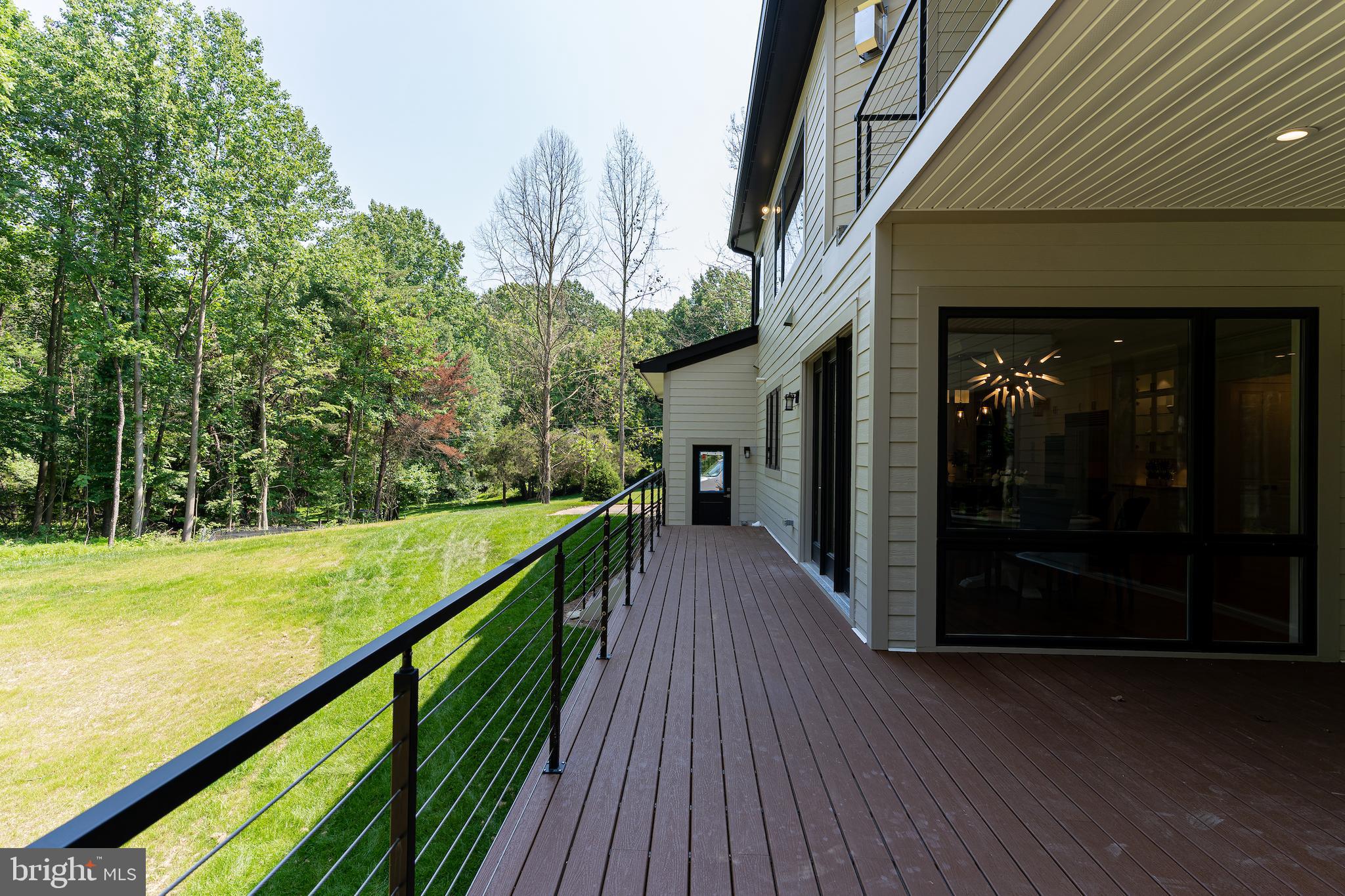 2035 Hunter Mill Road Vienna, VA 22181 - Photo 115 of 123