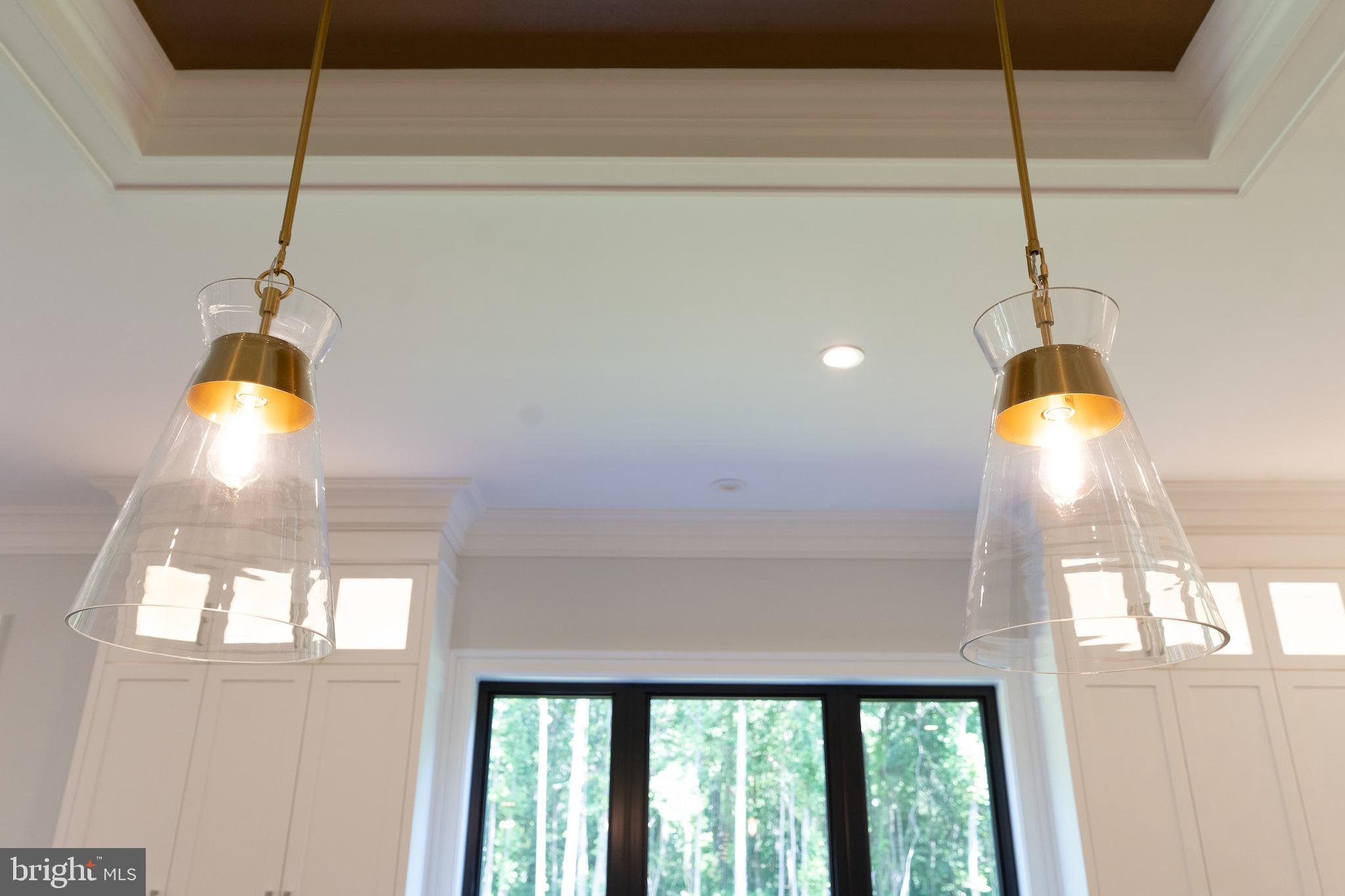 2035 Hunter Mill Road Vienna, VA 22181 - Photo 13 of 123