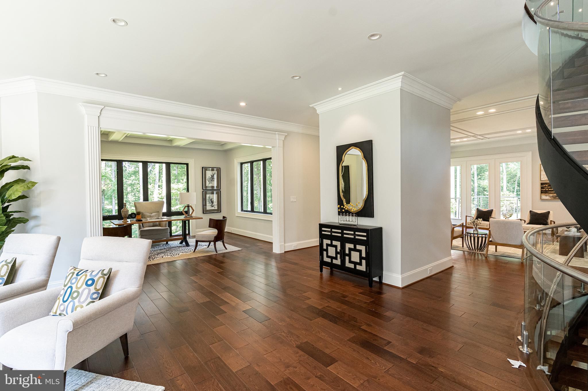 2035 Hunter Mill Road Vienna, VA 22181 - Photo 24 of 123