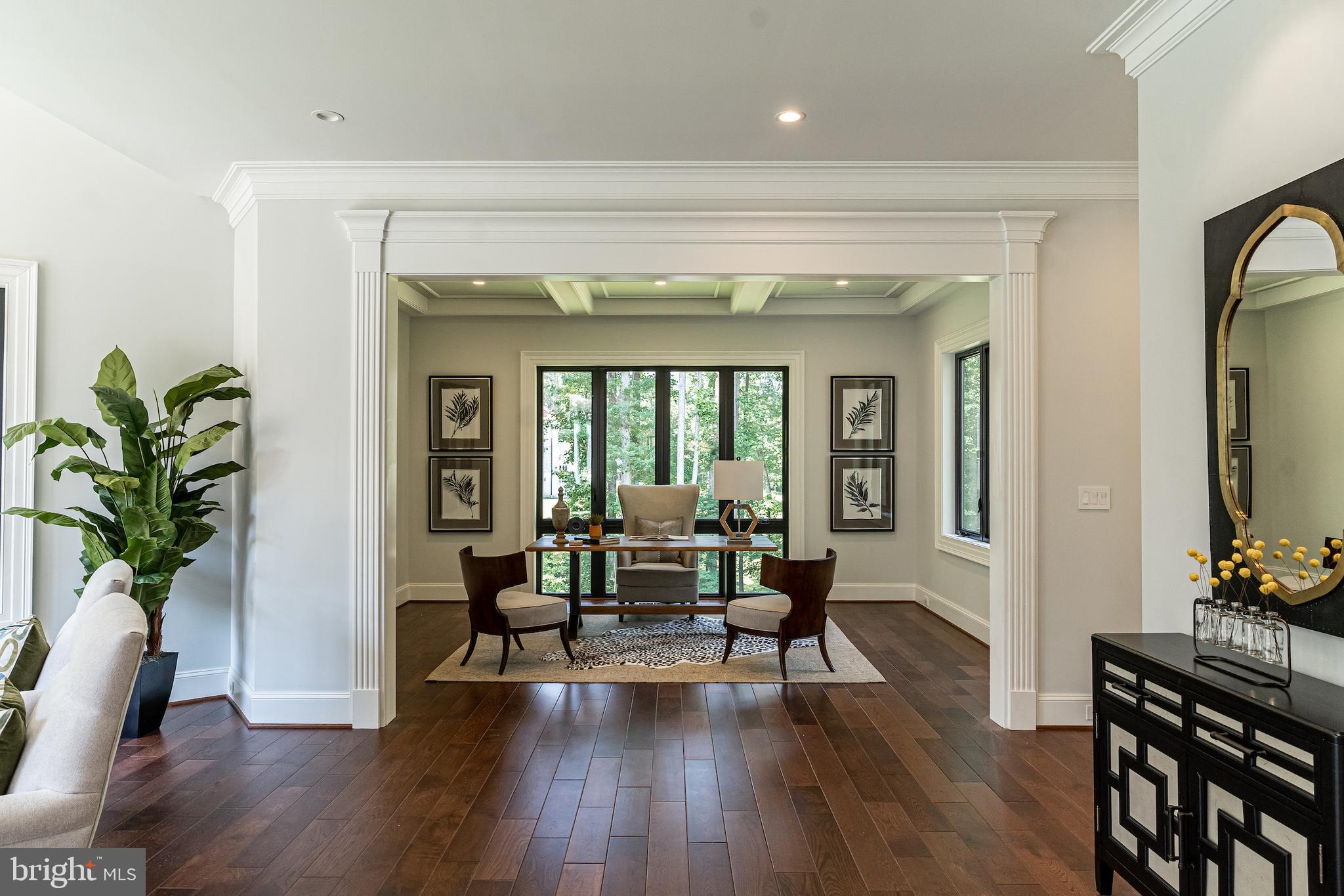 2035 Hunter Mill Road Vienna, VA 22181 - Photo 26 of 123