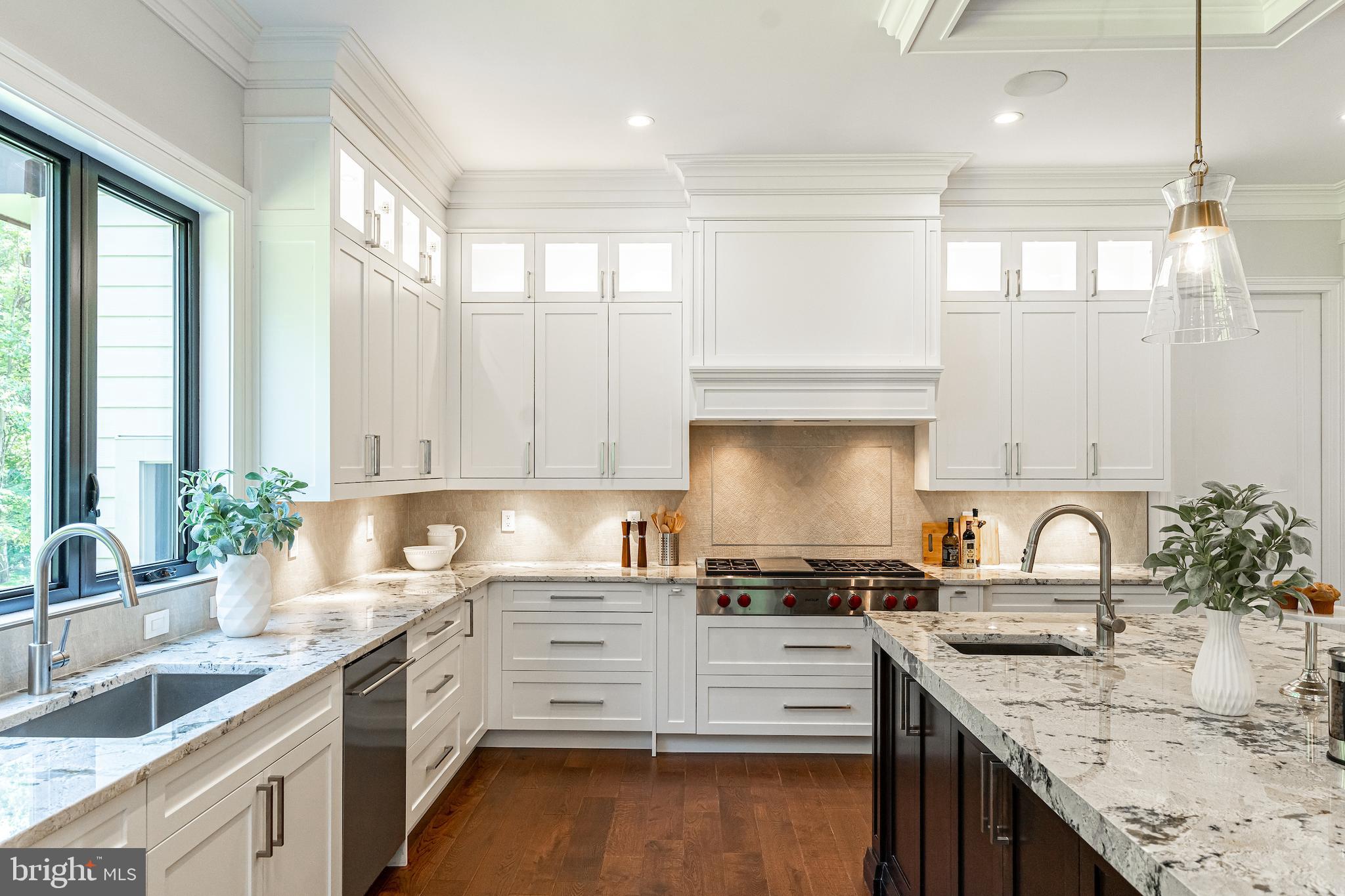 2035 Hunter Mill Road Vienna, VA 22181 - Photo 28 of 123