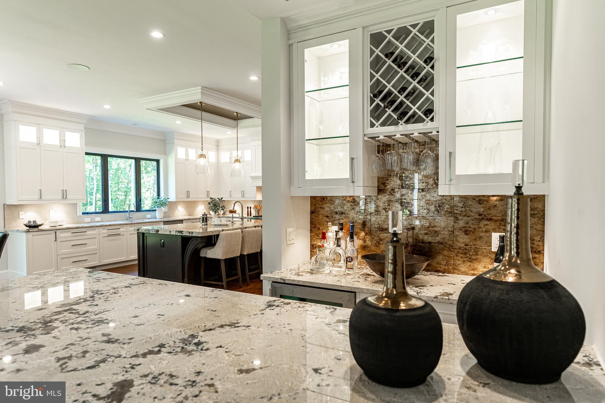 2035 Hunter Mill Road Vienna, VA 22181 - Photo 33 of 123