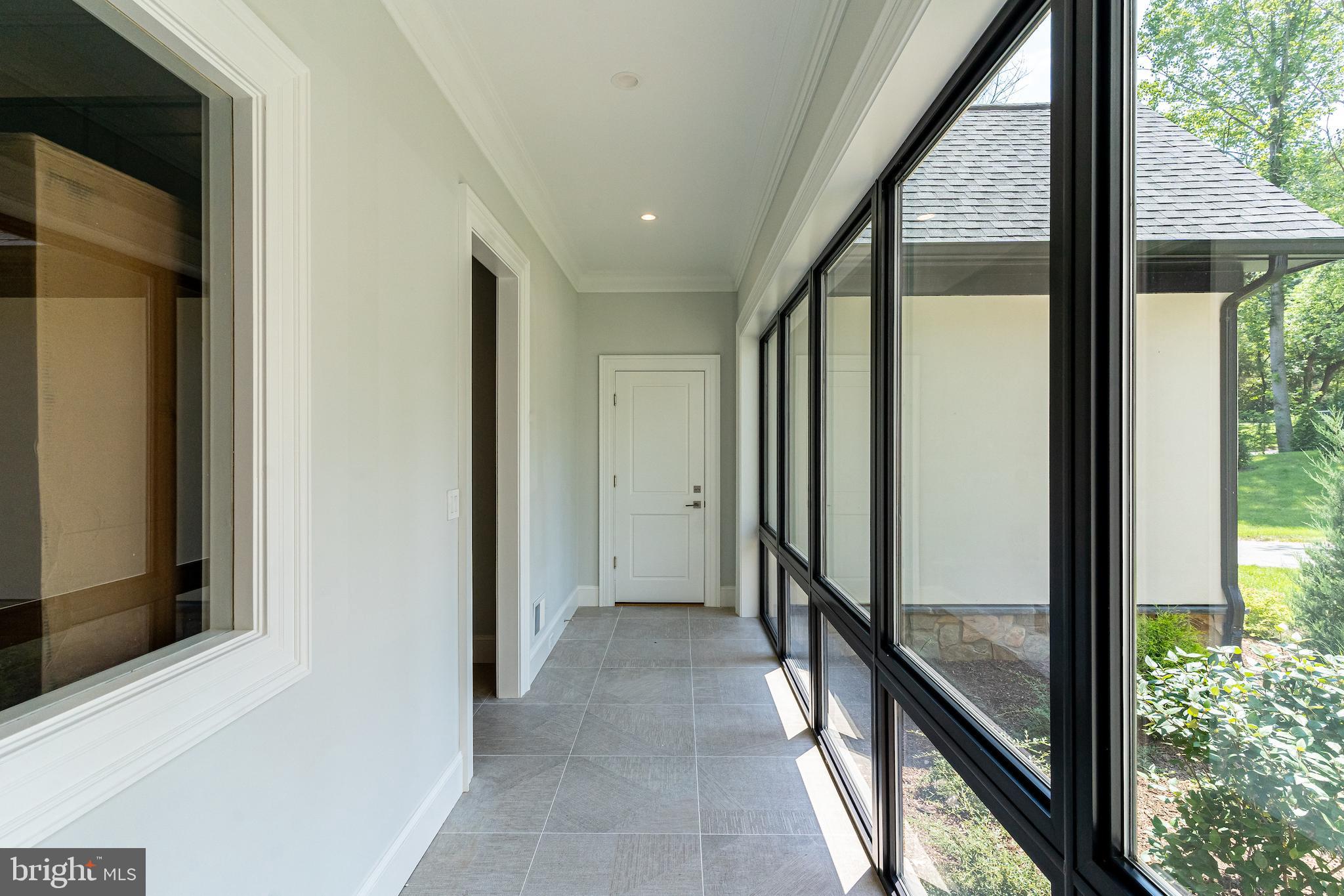 2035 Hunter Mill Road Vienna, VA 22181 - Photo 63 of 123