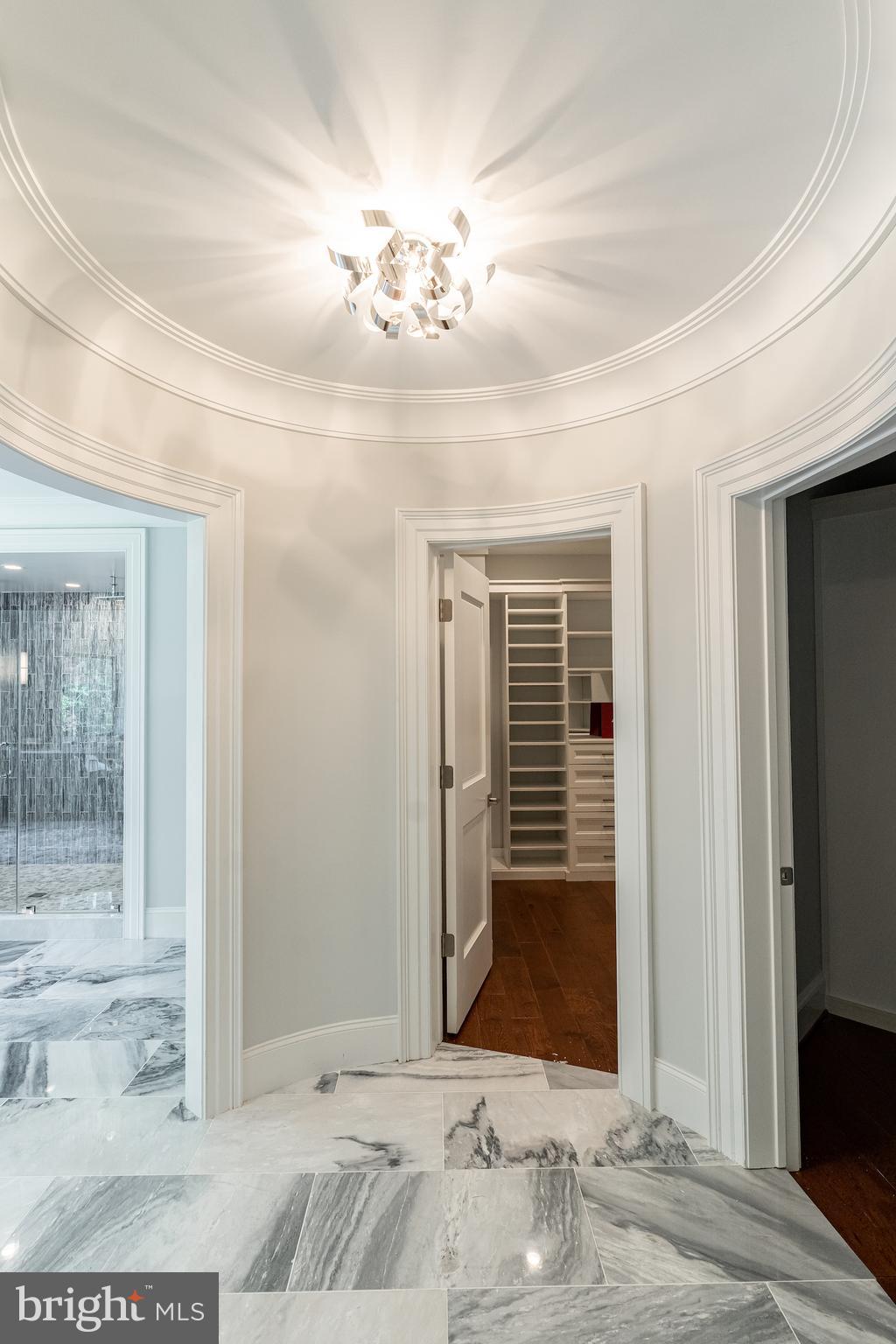 2035 Hunter Mill Road Vienna, VA 22181 - Photo 77 of 123