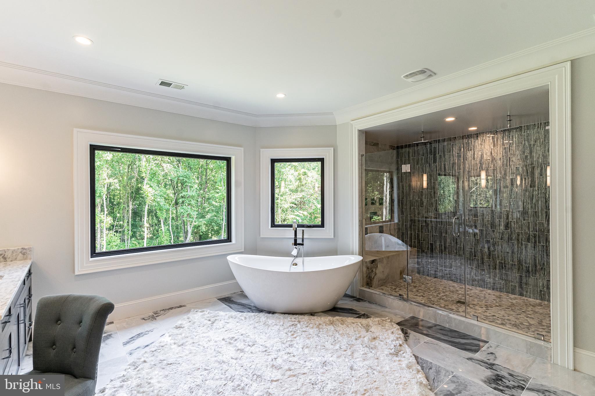 2035 Hunter Mill Road Vienna, VA 22181 - Photo 81 of 123