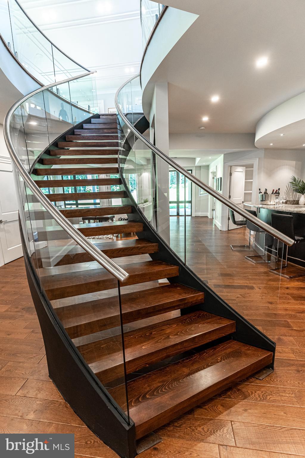 2035 Hunter Mill Road Vienna, VA 22181 - Photo 92 of 123