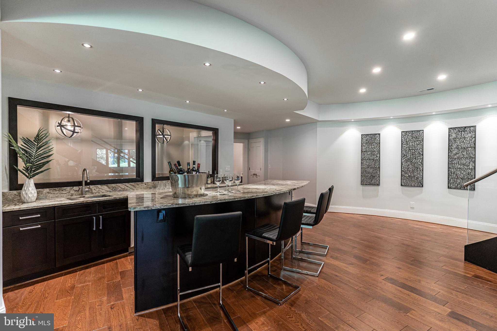 2035 Hunter Mill Road Vienna, VA 22181 - Photo 97 of 123