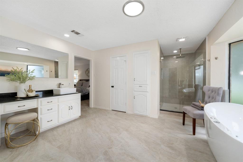 915 West Pleasant Run Road DeSoto, TX 75115 - Photo 29 of 40