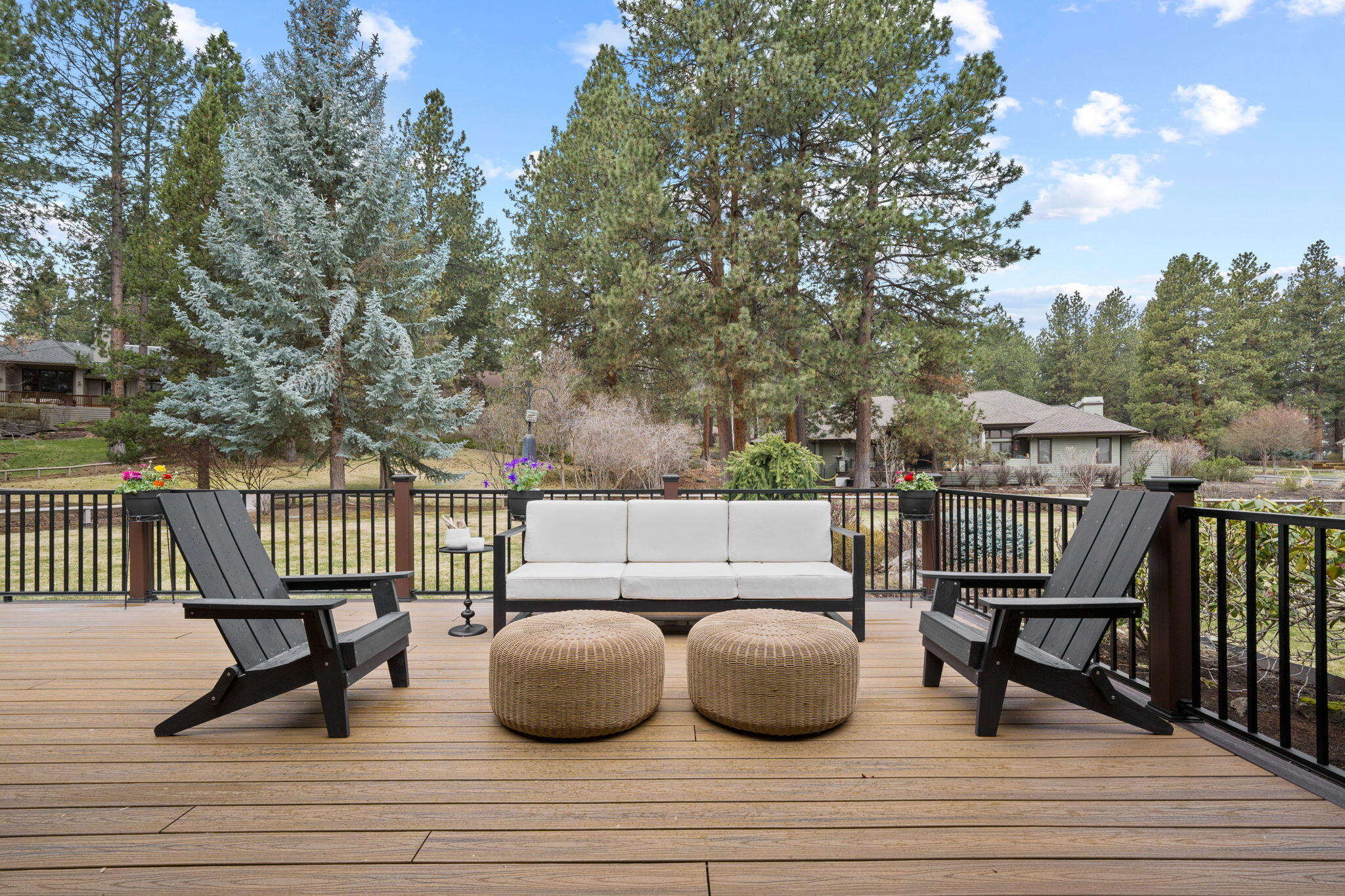 20400 Keystone Court Bend, OR 97702 - Photo 13 of 87 12 Keystone