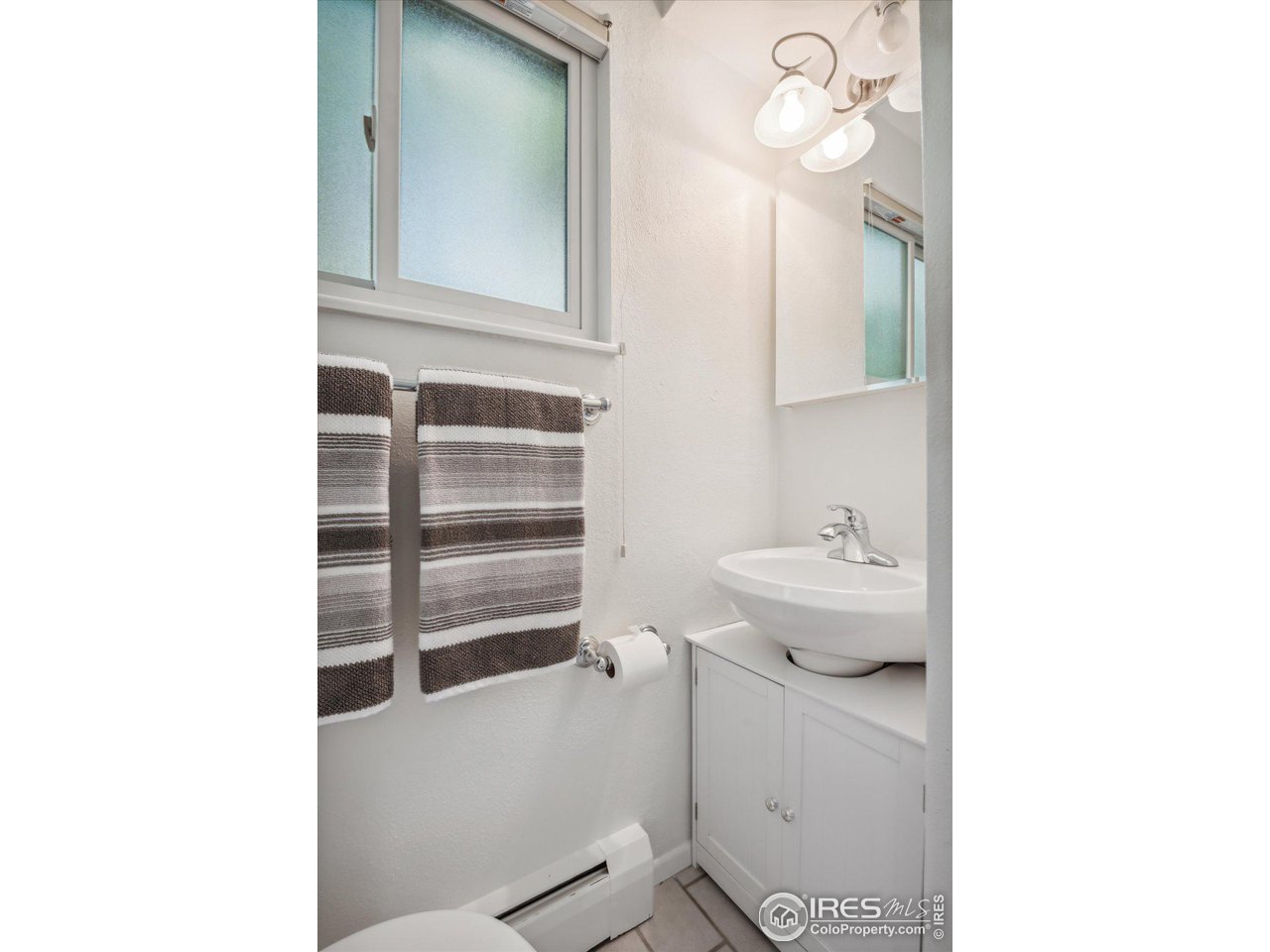 3515 Clover Circle Boulder, CO 80304 - Photo 17 of 40