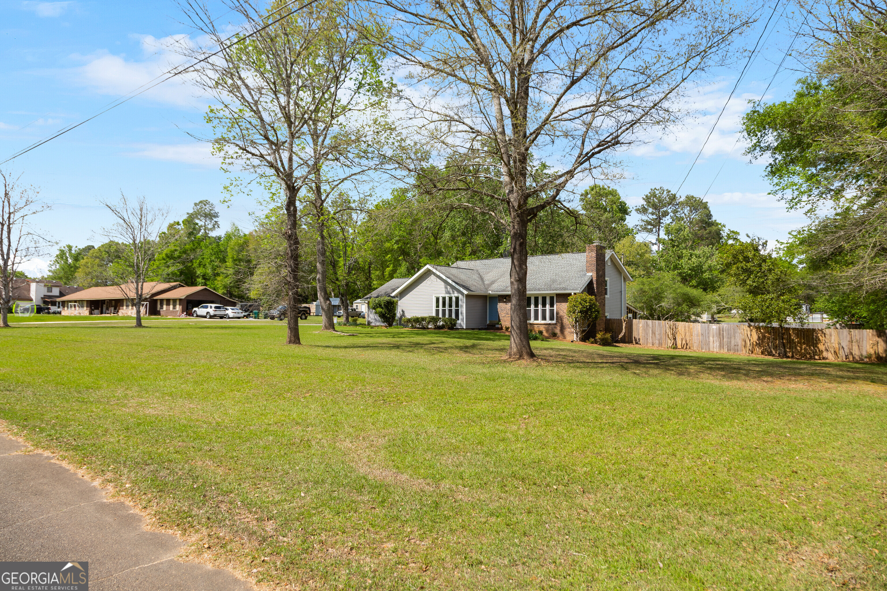 105 Surrey Place Perry, GA 31069 - Photo 3 of 62