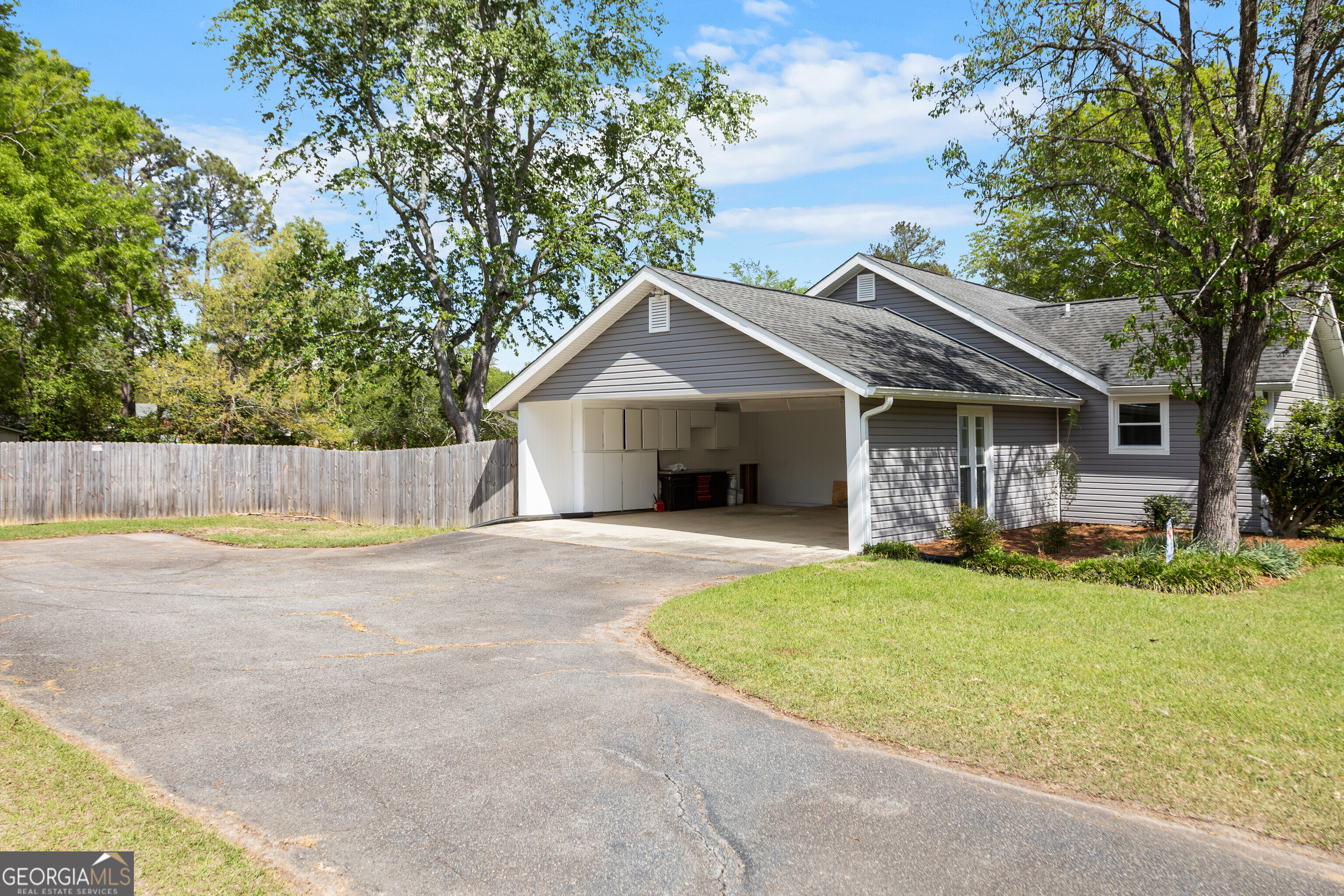 105 Surrey Place Perry, GA 31069 - Photo 9 of 62