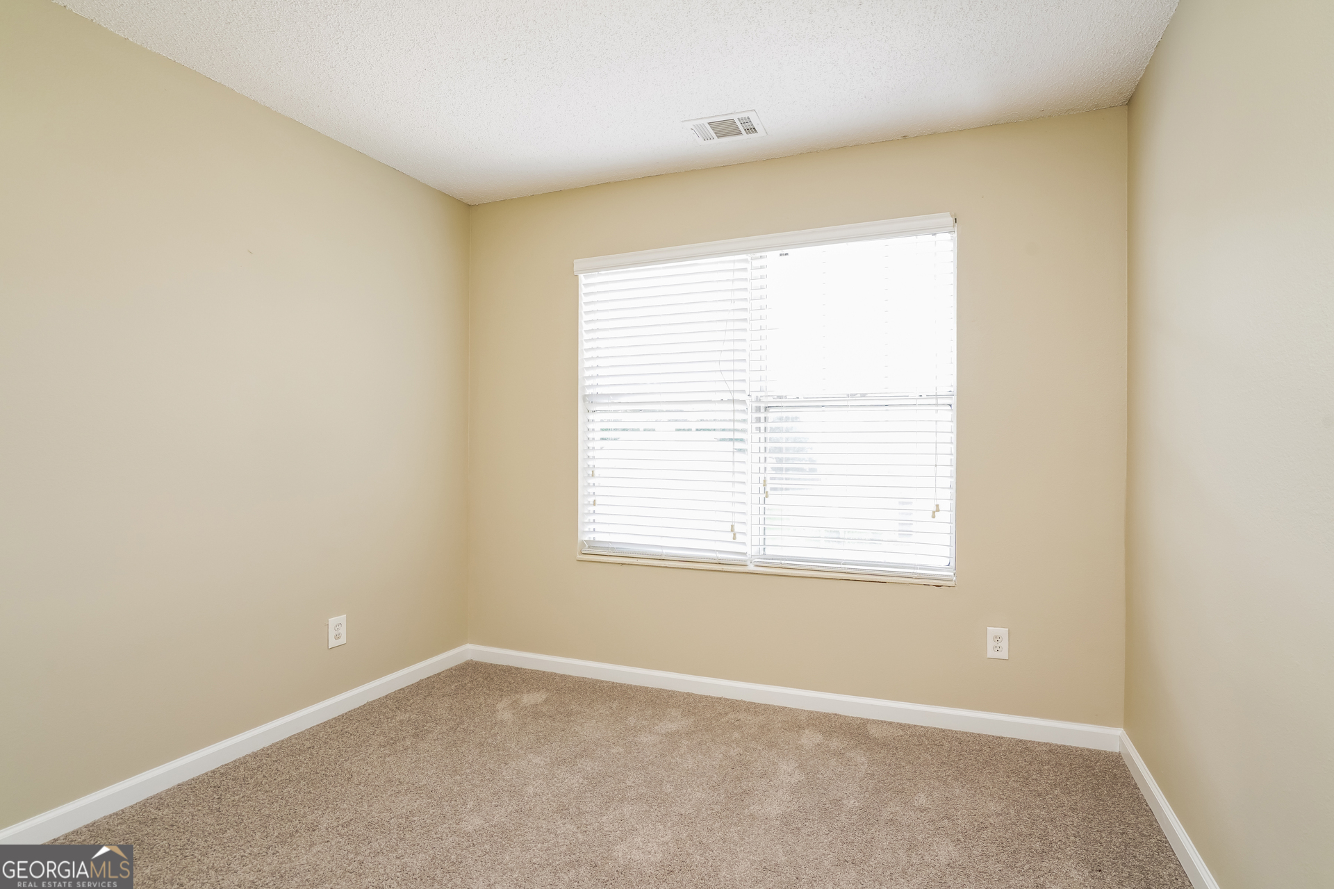 6354 Klondike River Road Lithonia, GA 30038 - Photo 11 of 17