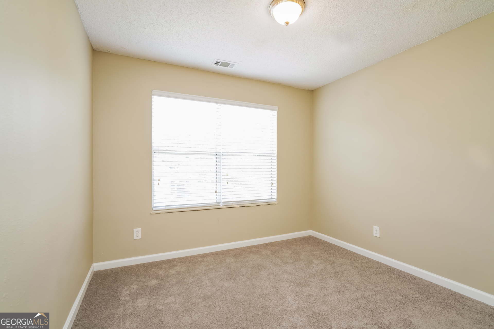 6354 Klondike River Road Lithonia, GA 30038 - Photo 12 of 17