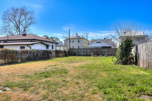 $135,000 | 206 Reynolds Street, Augusta, GA 30901