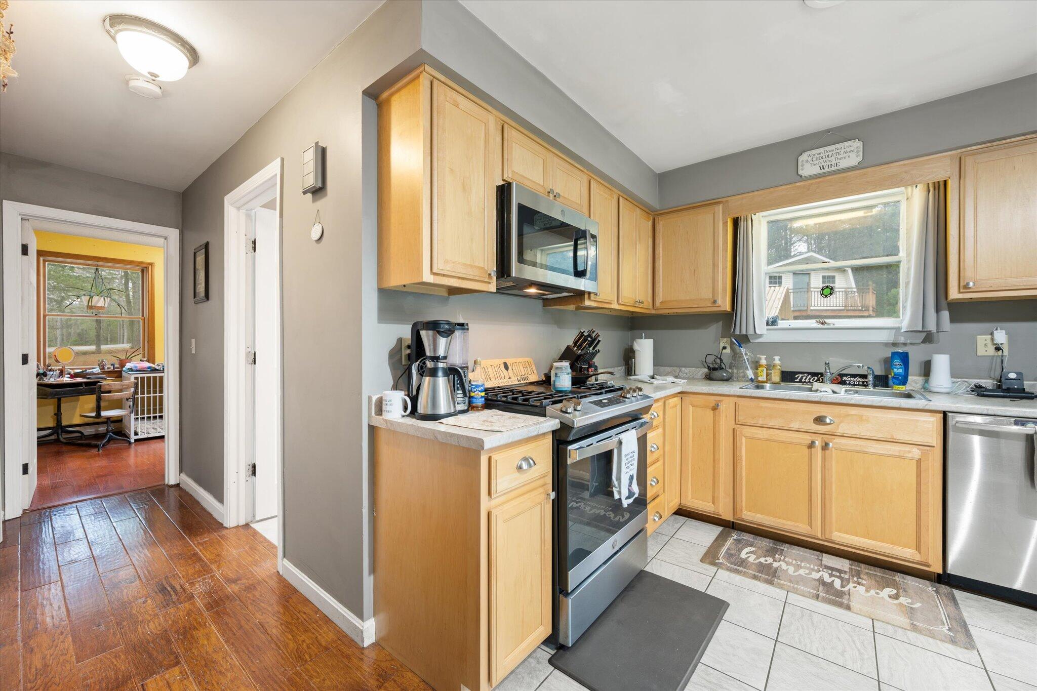 309 Hoxie Hill Road Orrington, ME 04474 - Photo 15 of 64 15-Kitchen-Hall