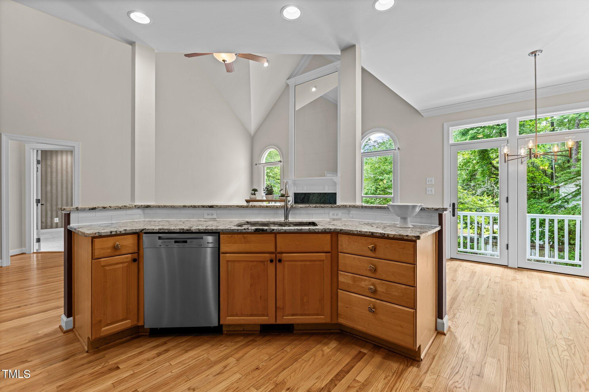 2001 Dobson Court Raleigh, NC 27612 - Photo 11 of 60 25-web-or-mls-2N6A0310
