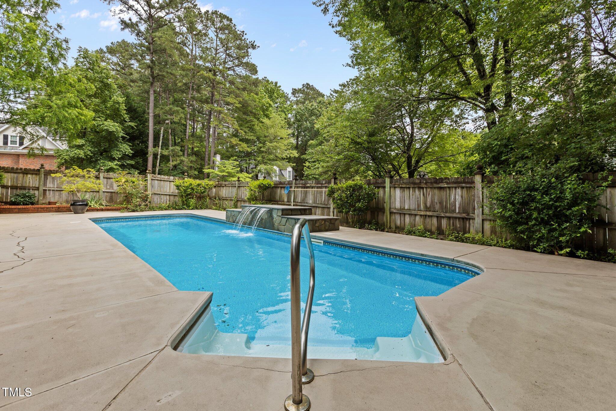 2001 Dobson Court Raleigh, NC 27612 - Photo 44 of 60 52-web-or-mls-2N6A0385