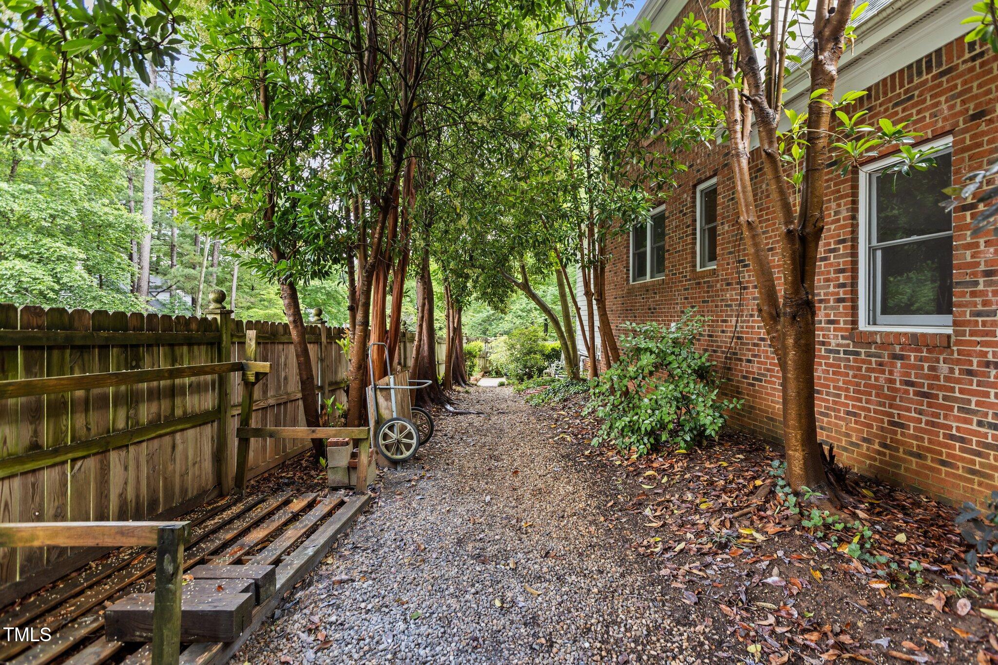 2001 Dobson Court Raleigh, NC 27612 - Photo 54 of 60 14-web-or-mls-2N6A0278