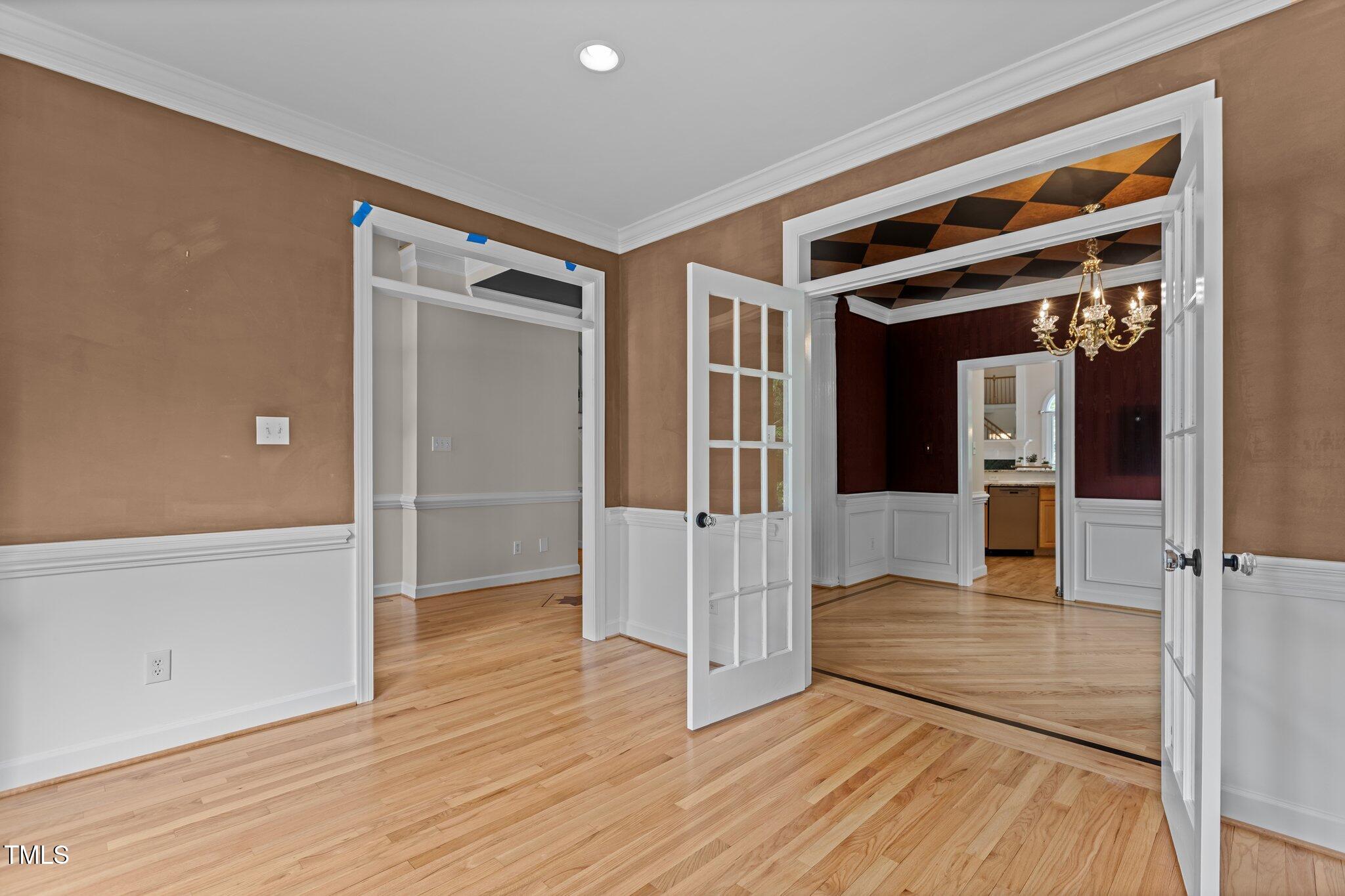 2001 Dobson Court Raleigh, NC 27612 - Photo 7 of 60 19-web-or-mls-2N6A0289