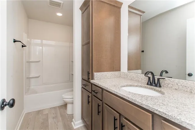 $1,700 | 24134 John McKigney Road, Springfield, LA 70462