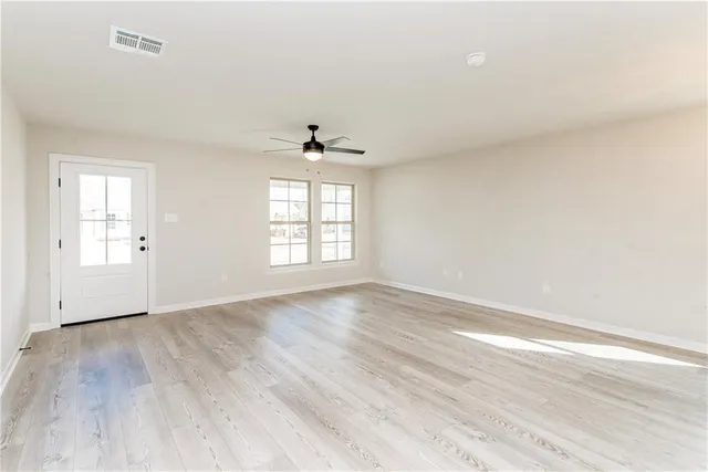 $1,700 | 24134 John McKigney Road, Springfield, LA 70462