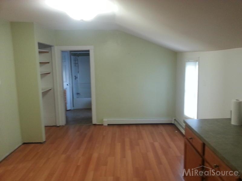 5605 Sheridan Line Road Croswell, MI 48422 - Photo 8 of 11 31225615-7.JPG