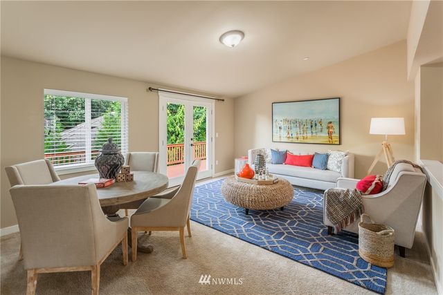 $1,418,000 | 16550 Southeast 61st Place, Bellevue, WA 98006