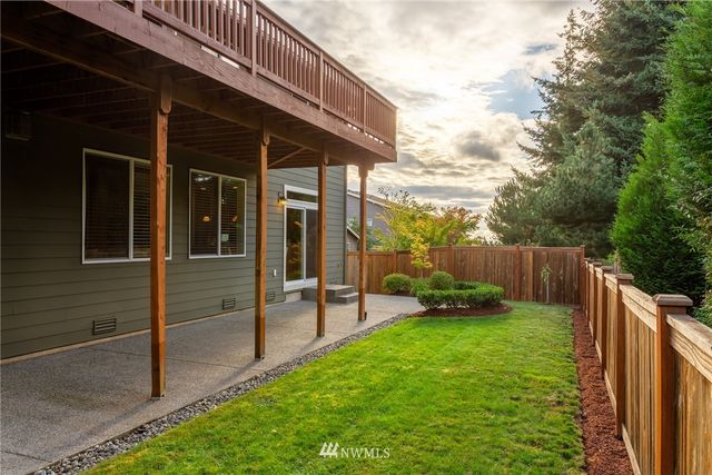 $1,418,000 | 16550 Southeast 61st Place, Bellevue, WA 98006