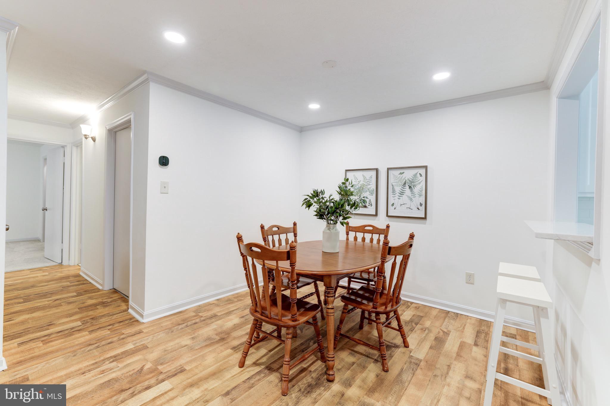 10098 Oakton Terrace Road Oakton, VA 22124 - Photo 14 of 36 Gallery Image 14
