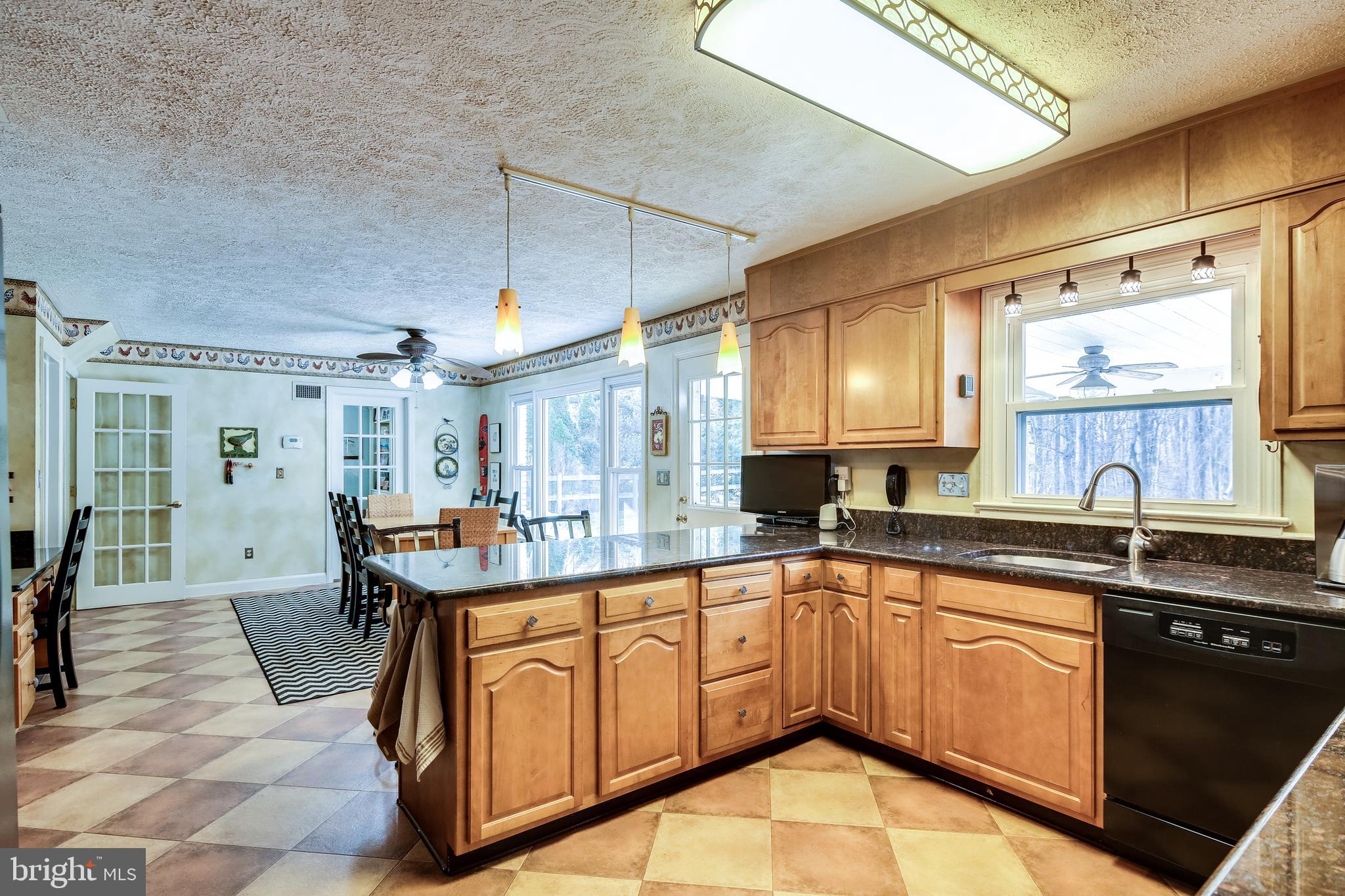 2814 Foxhound Road Ellicott City, MD 21042 - Photo 8 of 52