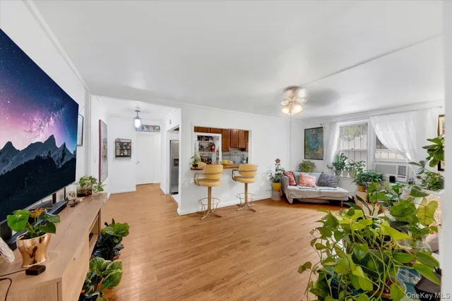 $379,998 | 2630 Kingsbridge Terrace, Unit 2 | Fordham Manor