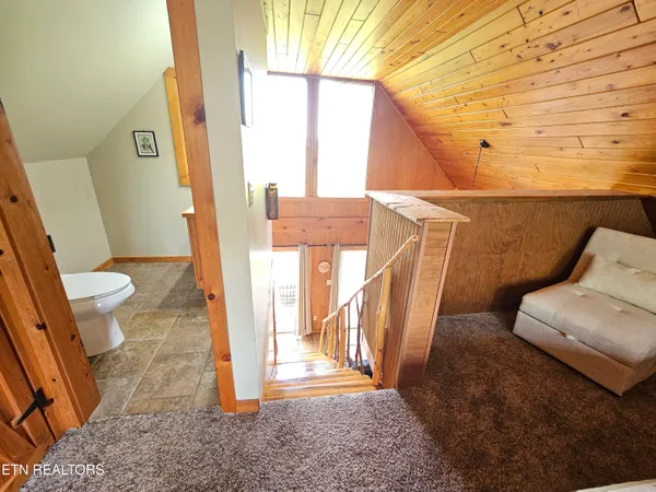 $450,000 | 3827 Gettaway Lane, Gatlinburg, TN 37738