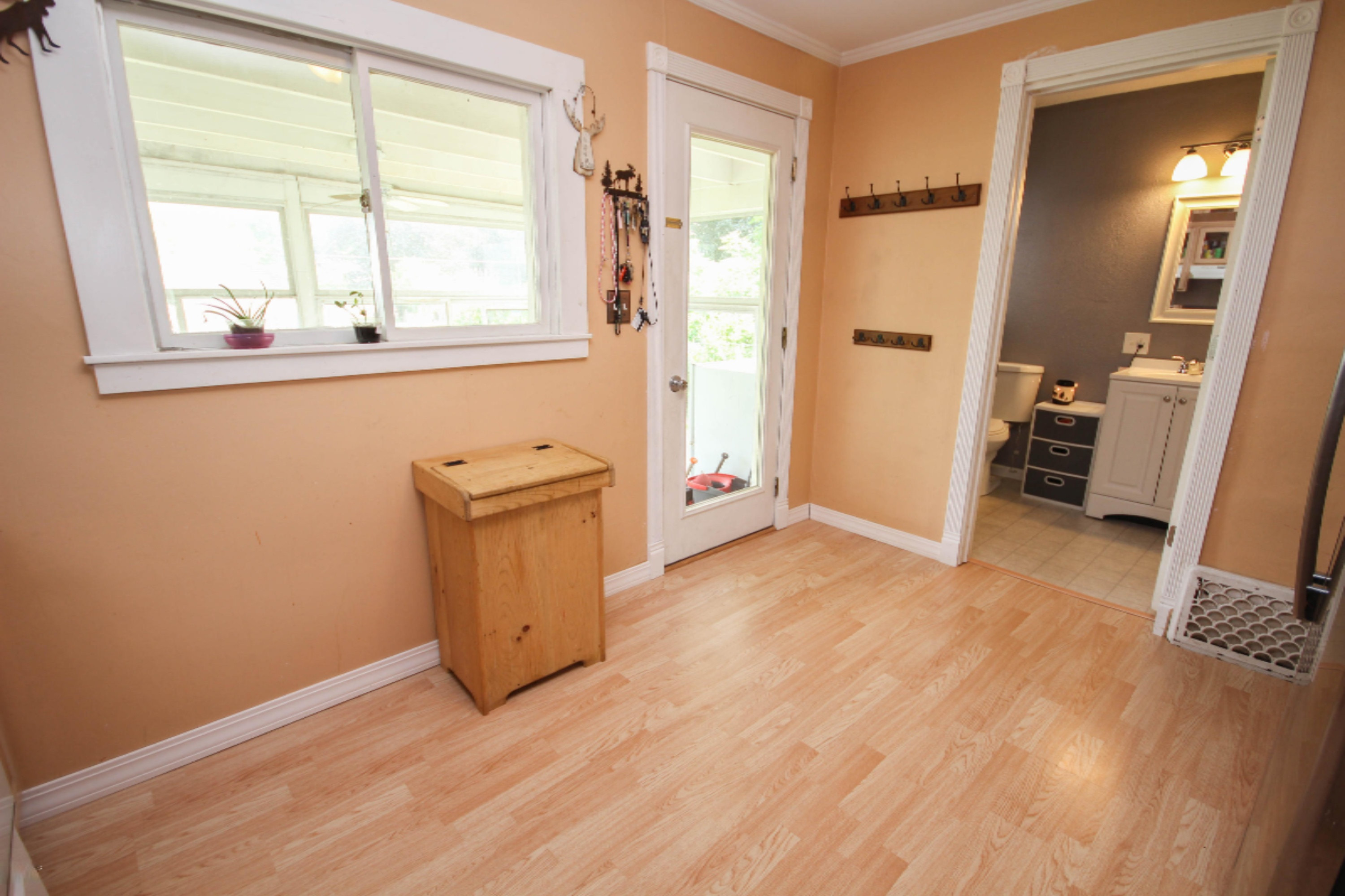 632 South Constantine Street Three Rivers, MI 49093 - Photo 3 of 6 untitled (4 of 42)
