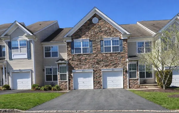 $625,000 | 16 Webster Court, Monroe, NY 10950