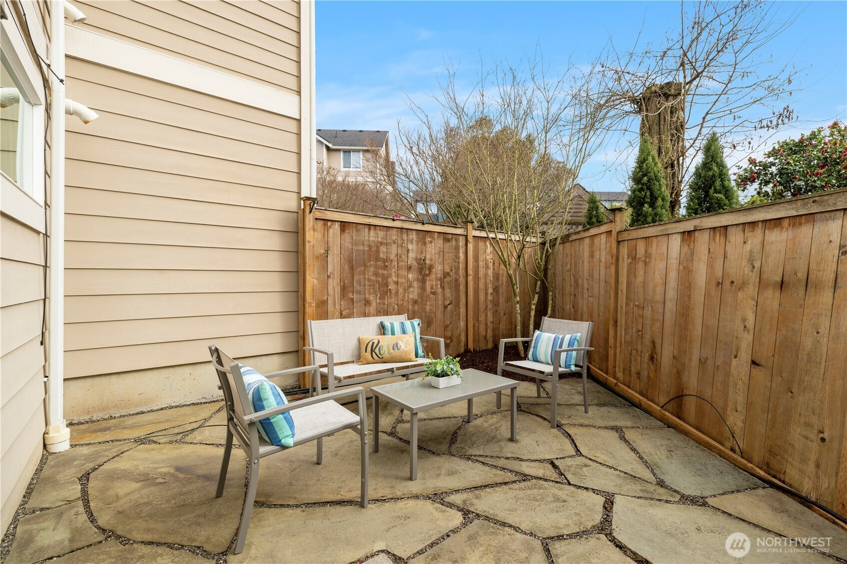 10130 Holman Road Northwest, Unit A Seattle, WA 98133 - Photo 16 of 21