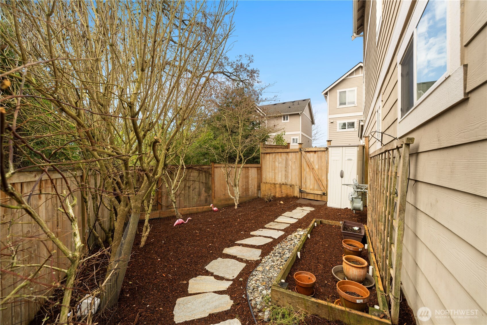 10130 Holman Road Northwest, Unit A Seattle, WA 98133 - Photo 18 of 21