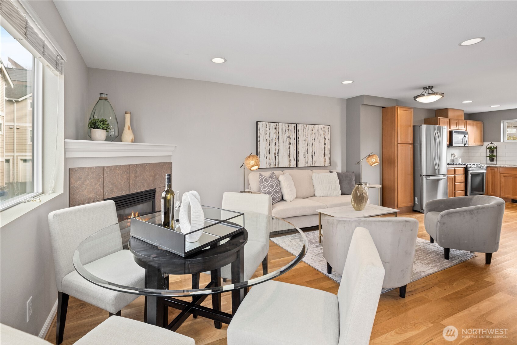 10130 Holman Road Northwest, Unit A Seattle, WA 98133 - Photo 8 of 21