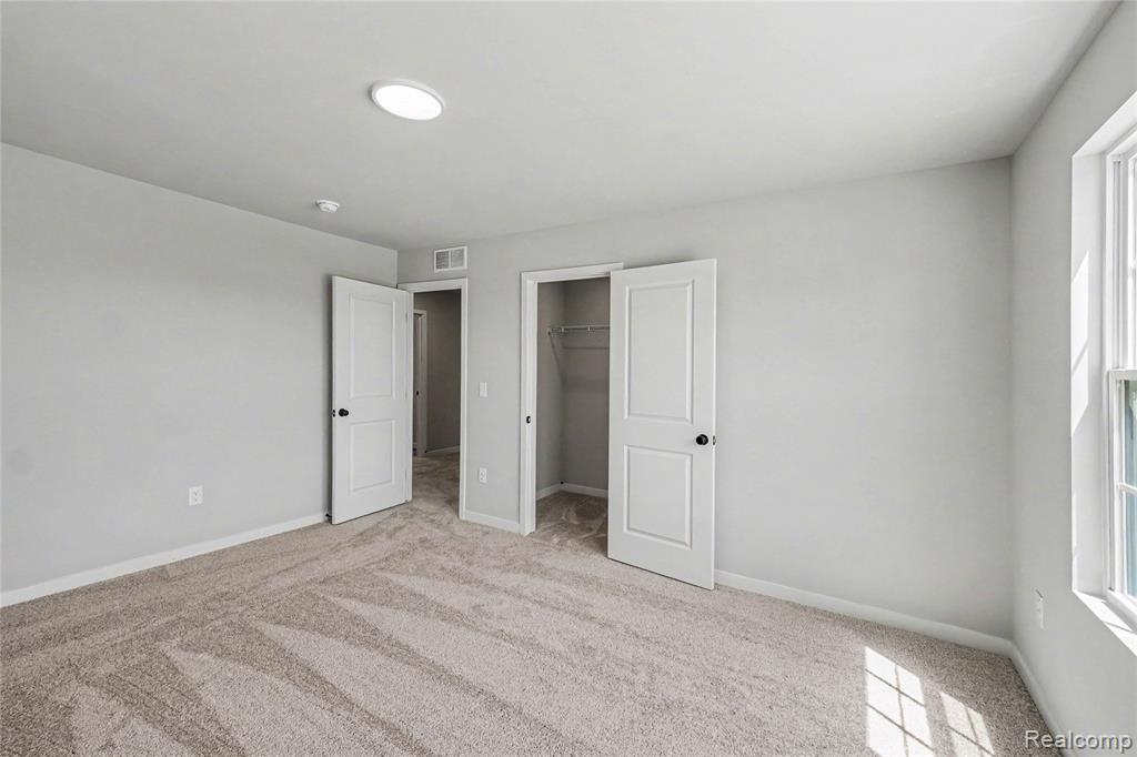 6030 Lahring Road Linden, MI 48451 - Photo 18 of 36