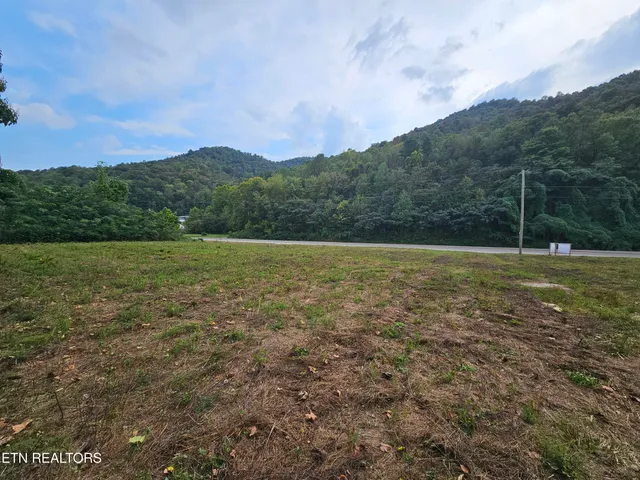 $550,000 | 25 East N Highway, Pineville, KY 40977