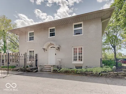 $729,900 | 27 West 46th Street, Indianapolis, IN 46208