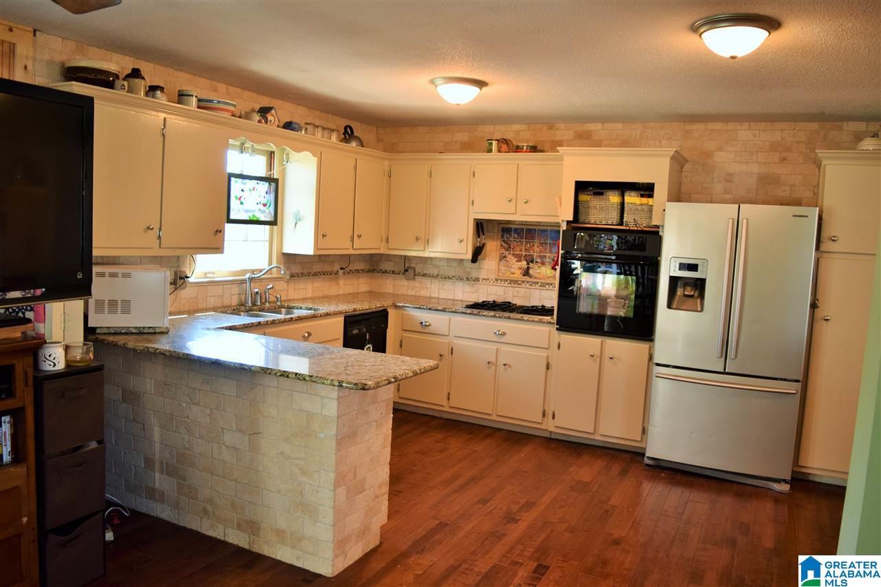 2117 Brewster Road Birmingham, AL 35235 - Photo 2 of 25