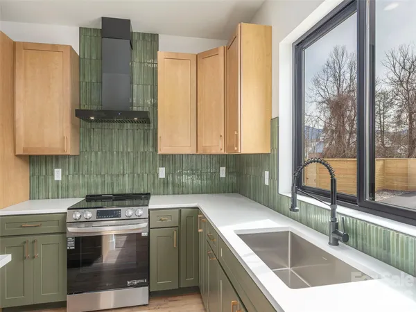 $340,000 | 35 Leap Frog Park, Waynesville, NC 28786