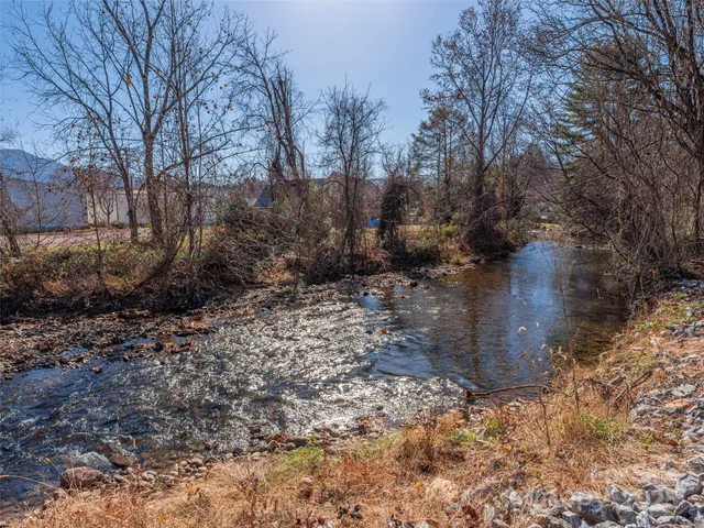 $410,000 | 35 Leap Frog Park, Waynesville, NC 28786